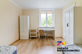 Lokal użytkowy 117m2 w budynku przy Szpitalu